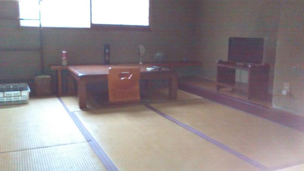 Sarasaya Ryokan Imabari Railway Station Exterior foto